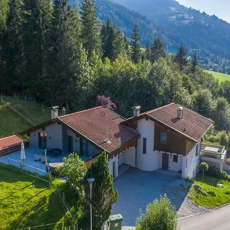 Domek alpejski Luxury In Niederau With Whirlpool *