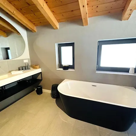 Chalet In Niederau *